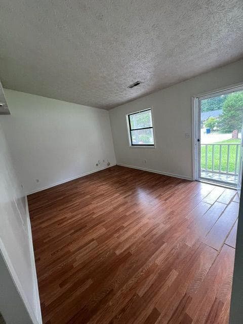 3 bedroom, 2 bathroom, 1,150 sq ft single family residence for sale at 5370 Garvey Drive, Fairburn, GA 30213 — photo 9