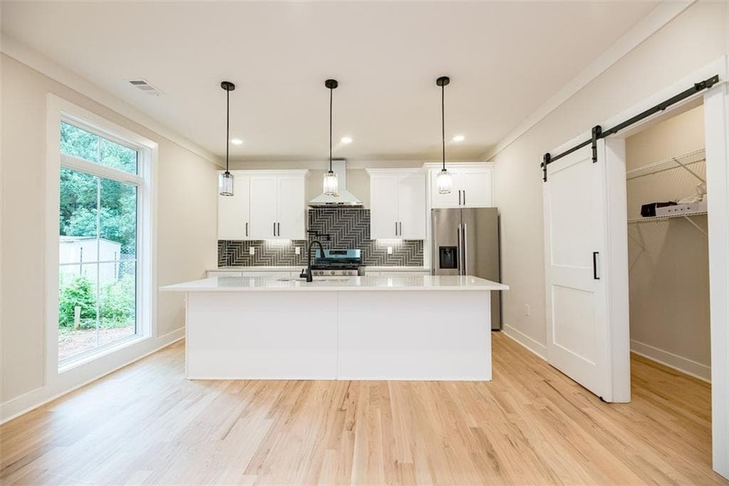 4 bedroom, 3 bathroom, 2,302 sq ft single family residence for sale at 1840 Wells Drive, Atlanta, GA 30311 — photo 3