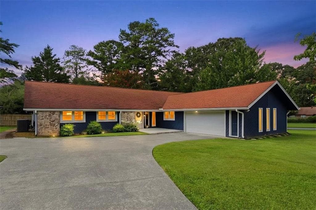 4 bedroom, 3 bathroom, 2,553 sq ft single family residence for sale at 3772 Ardsley Court, Marietta, GA 30062