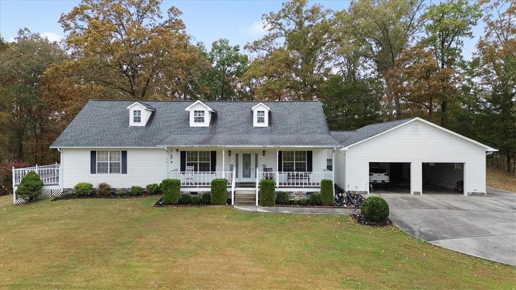 3 bedroom, 2 bathroom, 2,688 sq ft single family residence for sale at 871 Robinson Road, Chatsworth, GA 30705 — photo 4