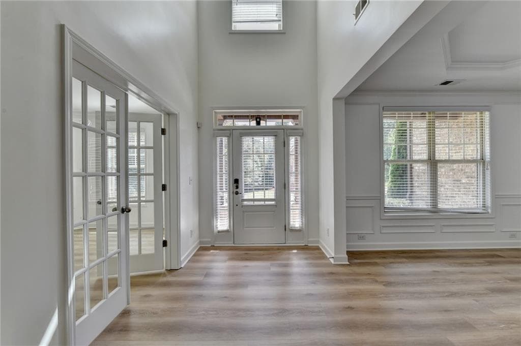 5 bedroom, 4 bathroom, 4,549 sq ft single family residence for sale at 4455 Barnsley Gardens Way, Cumming, GA 30040 — photo 5