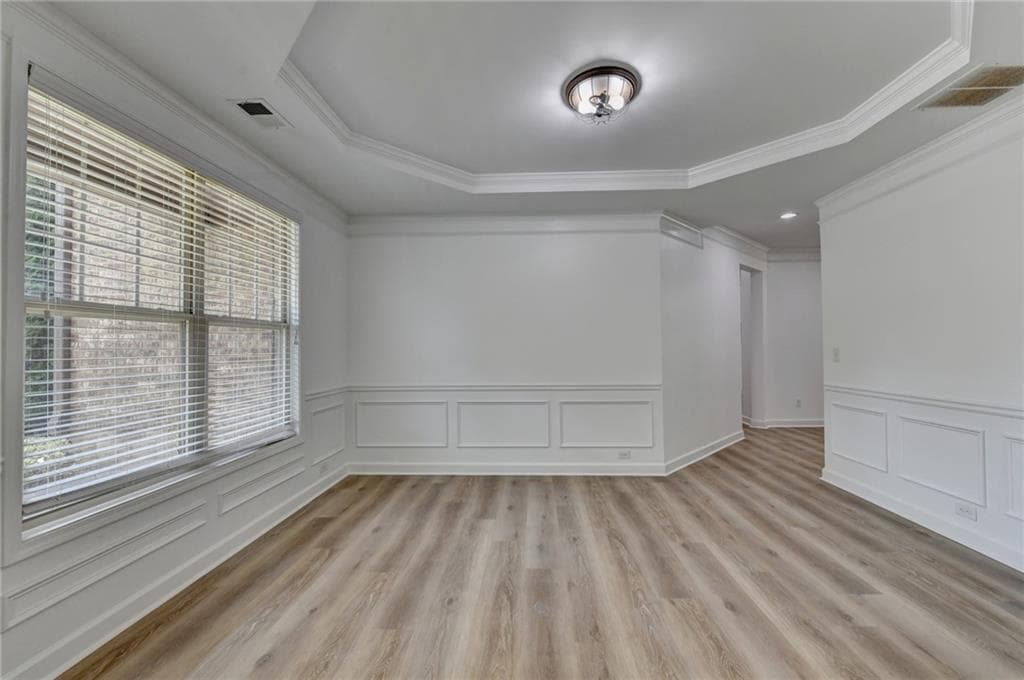 5 bedroom, 4 bathroom, 4,549 sq ft single family residence for sale at 4455 Barnsley Gardens Way, Cumming, GA 30040 — photo 8