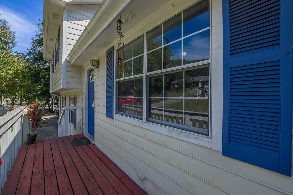 4 bedroom, 2 bathroom, 1,494 sq ft single family residence for sale at 1331 Sunsweet Drive, Lawrenceville, GA 30043 — photo 3