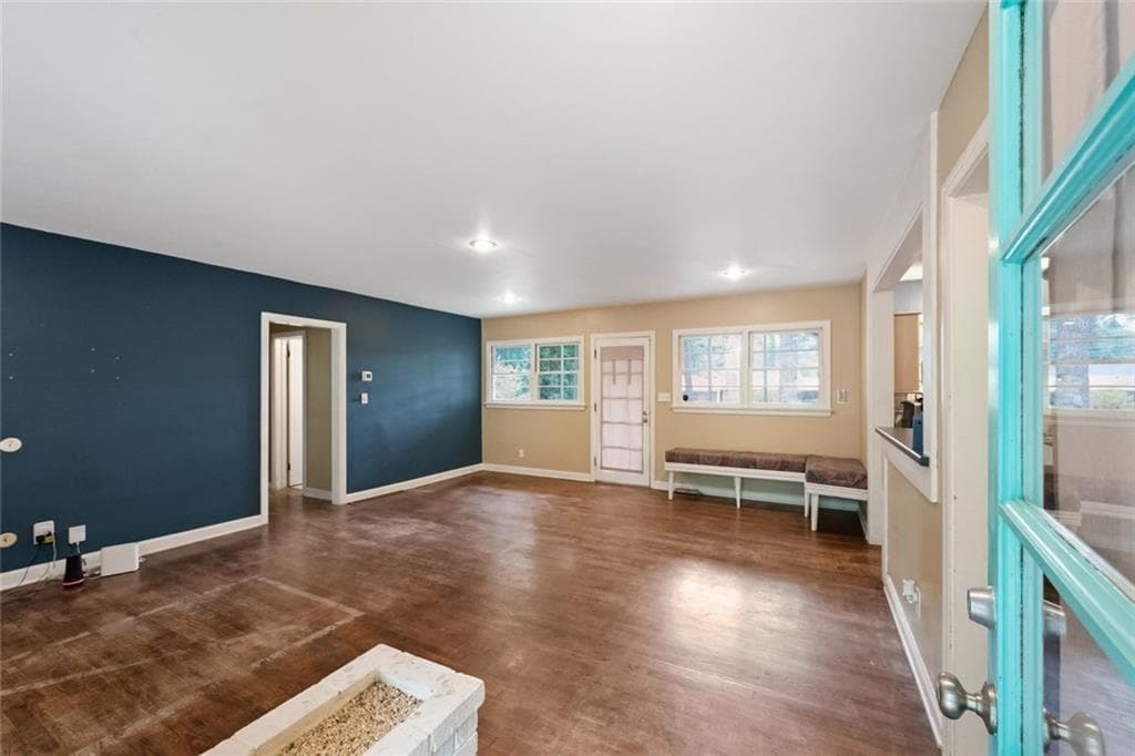 3 bedroom, 2 bathroom, 1,327 sq ft single family residence for sale at 2764 Hogan Road, Atlanta, GA 30344 — photo 3