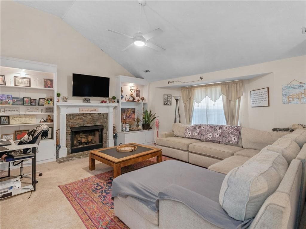 5 bedroom, 2 bathroom, 1,912 sq ft single family residence for sale at 100 Sable Circle, Covington, GA 30016 — photo 4