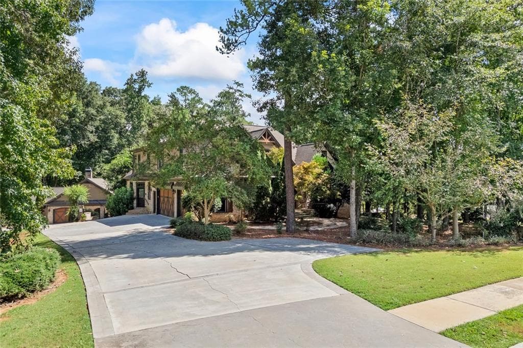 4 bedroom, 6 bathroom, 7,448 sq ft single family residence for sale at 536 St Ives Walk, Monroe, GA 30655 — photo 6