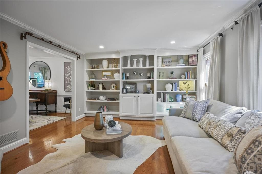 6 bedroom, 4 bathroom, 4,311 sq ft single family residence for sale at 5142 Corners Drive, Atlanta, GA 30338 — photo 8