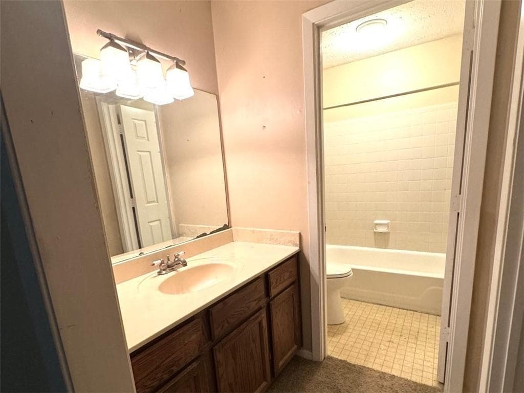 2 bedroom, 2 bathroom, 1,566 sq ft condominium for sale at 5539 Mountain Springs Circle, Stone Mountain, GA 30088 — photo 6