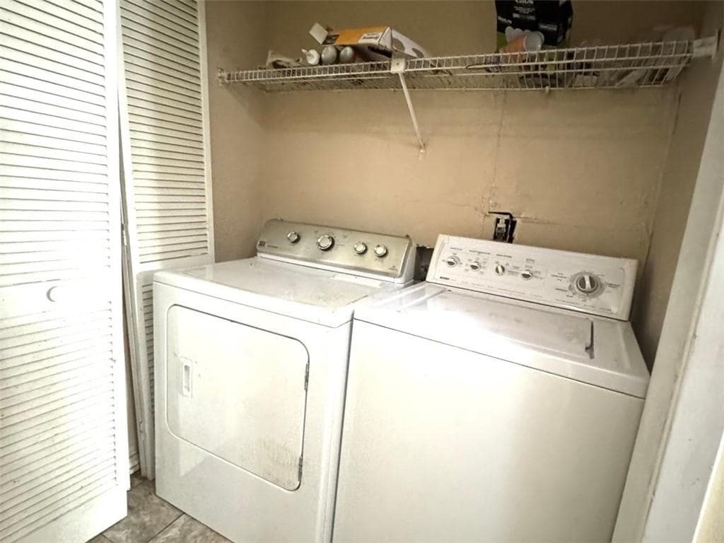2 bedroom, 2 bathroom, 1,566 sq ft condominium for sale at 5539 Mountain Springs Circle, Stone Mountain, GA 30088 — photo 8