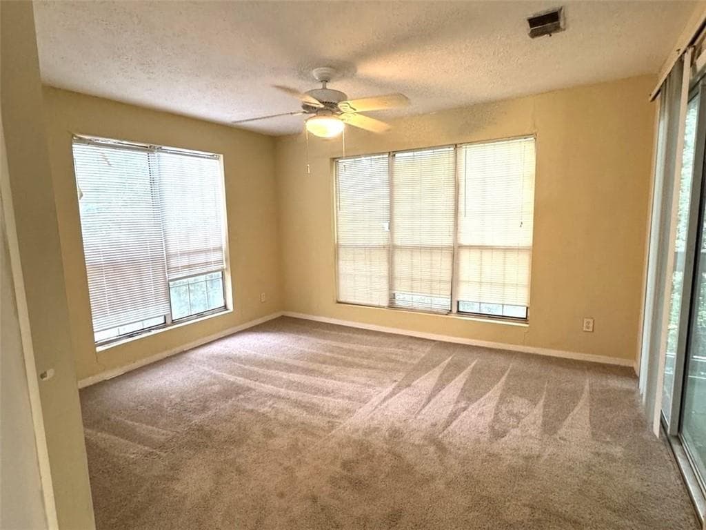 2 bedroom, 2 bathroom, 1,566 sq ft condominium for sale at 5539 Mountain Springs Circle, Stone Mountain, GA 30088 — photo 9