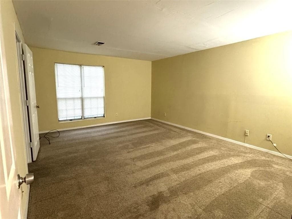 2 bedroom, 2 bathroom, 1,566 sq ft condominium for sale at 5539 Mountain Springs Circle, Stone Mountain, GA 30088 — photo 10