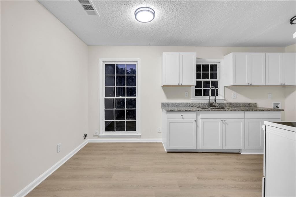 3 bedroom, 1 bathroom, 1,025 sq ft single family residence for sale at 414 West Richland Ave, Greensboro, GA 30642 — photo 7