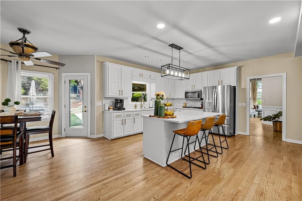 4 bedroom, 3 bathroom, 5,142 sq ft single family residence for sale at 133 Windalier Ridge, Peachtree City, GA 30269 — photo 3