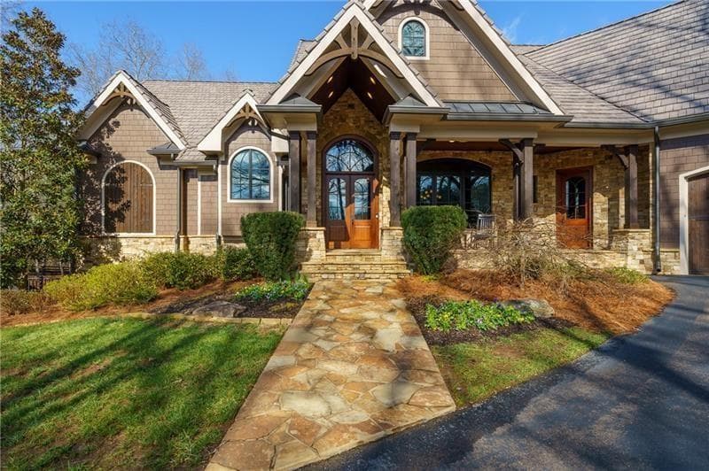 5 bedroom, 6 bathroom, 6,703 sq ft single family residence for sale at 210 Etowah Landing, Ball Ground, GA 30107 — photo 3