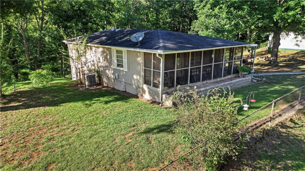 3 bedroom, 2 bathroom, 1,193 sq ft single family residence for sale at 4508 N Cooper Lake Road, Mableton, GA 30080 — photo 5