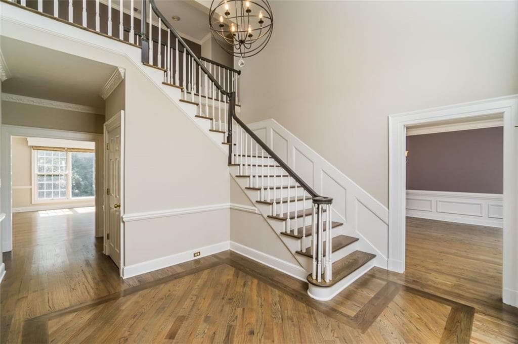 7 bedroom, 9 bathroom, 10,097 sq ft single family residence for rent at 565 RIVER CHASE Point, Atlanta, GA 30328 for $9,000 a month — photo 3