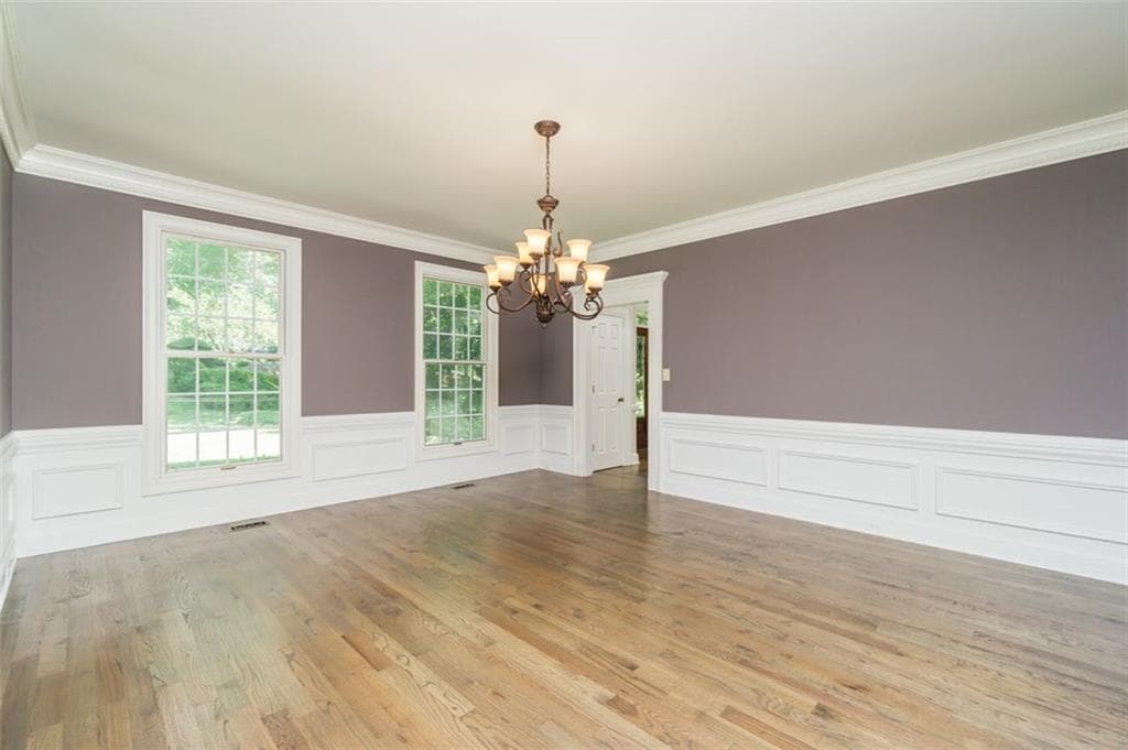 7 bedroom, 9 bathroom, 10,097 sq ft single family residence for rent at 565 RIVER CHASE Point, Atlanta, GA 30328 for $9,000 a month — photo 4