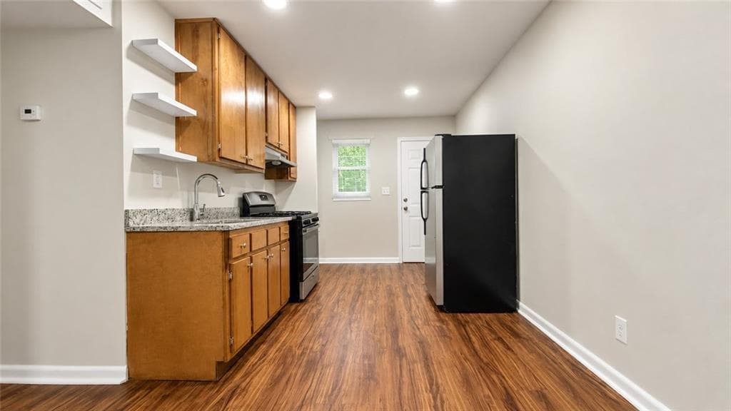 2 bedroom, 1 bathroom, 800 sq ft apartment for rent at 3203 E Point Street 5, Atlanta, GA 30344 for $1,195 a month — photo 4