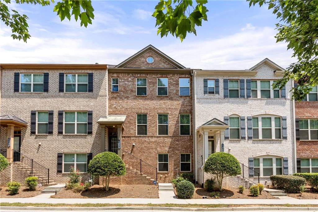 3 bedroom, 4 bathroom, 2,304 sq ft home for sale at 849 Ivy Vine Place, Milton, GA
