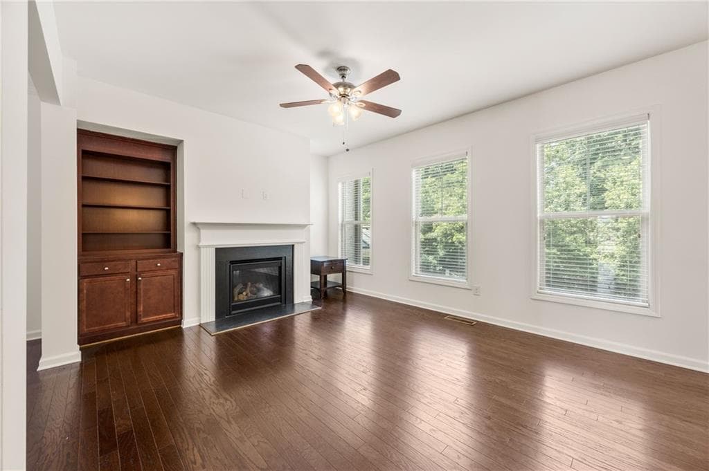 3 bedroom, 4 bathroom, 2,304 sq ft townhouse for sale at 849 Ivy Vine Place, Milton, GA 30004 — photo 5