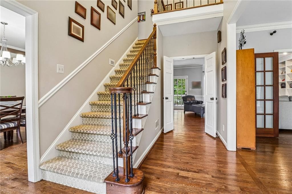 4 bedroom, 5 bathroom, 4,313 sq ft single family residence for sale at 415 Holly Stream Trail, Roswell, GA 30075 — photo 2