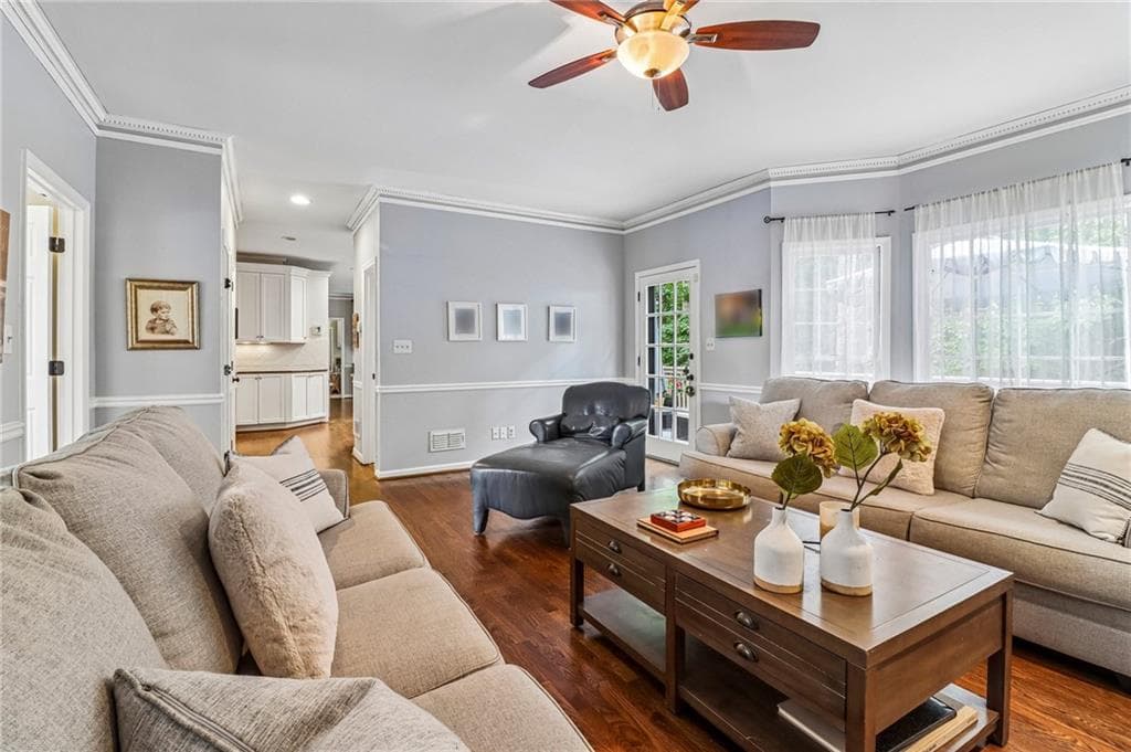 4 bedroom, 5 bathroom, 4,313 sq ft single family residence for sale at 415 Holly Stream Trail, Roswell, GA 30075 — photo 6