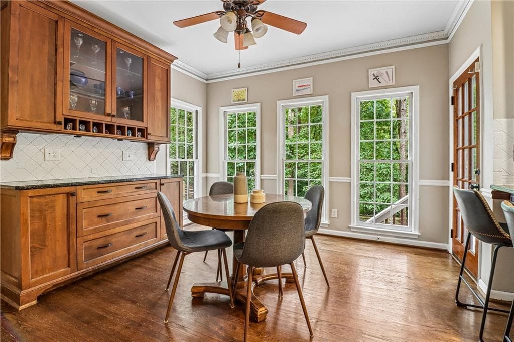 4 bedroom, 5 bathroom, 4,313 sq ft single family residence for sale at 415 Holly Stream Trail, Roswell, GA 30075 — photo 7