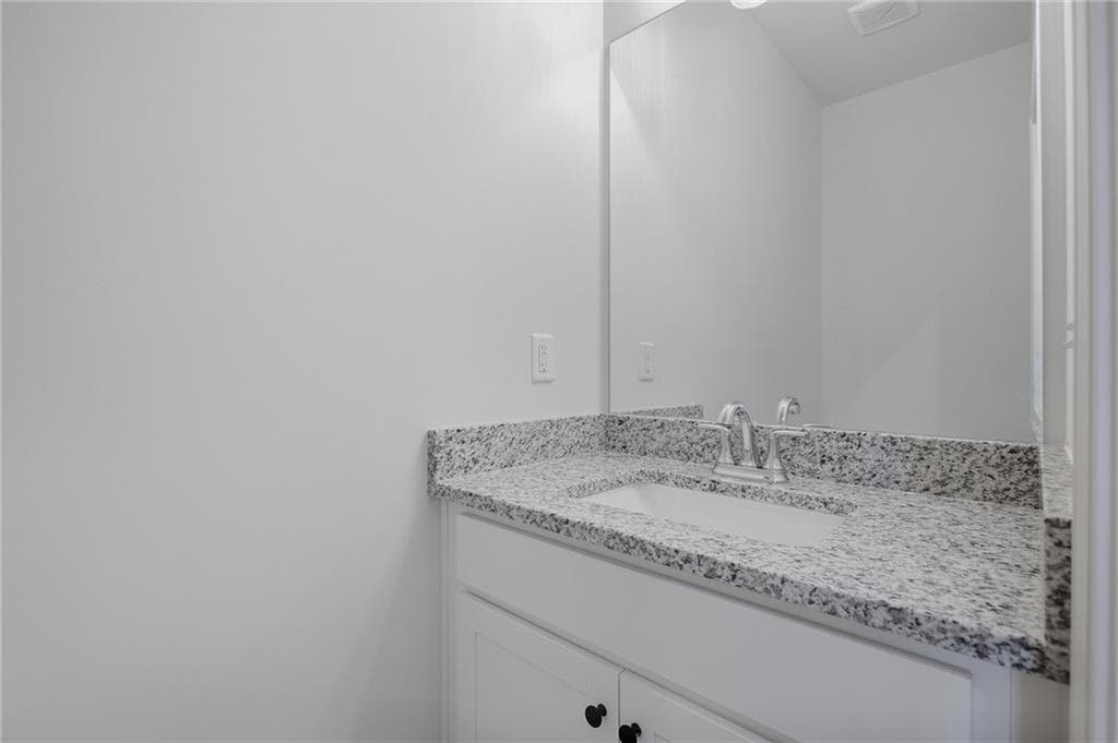3 bedroom, 3 bathroom, 1,585 sq ft townhouse for sale at 13 Sparks Way, Austell, GA 30106 — photo 7