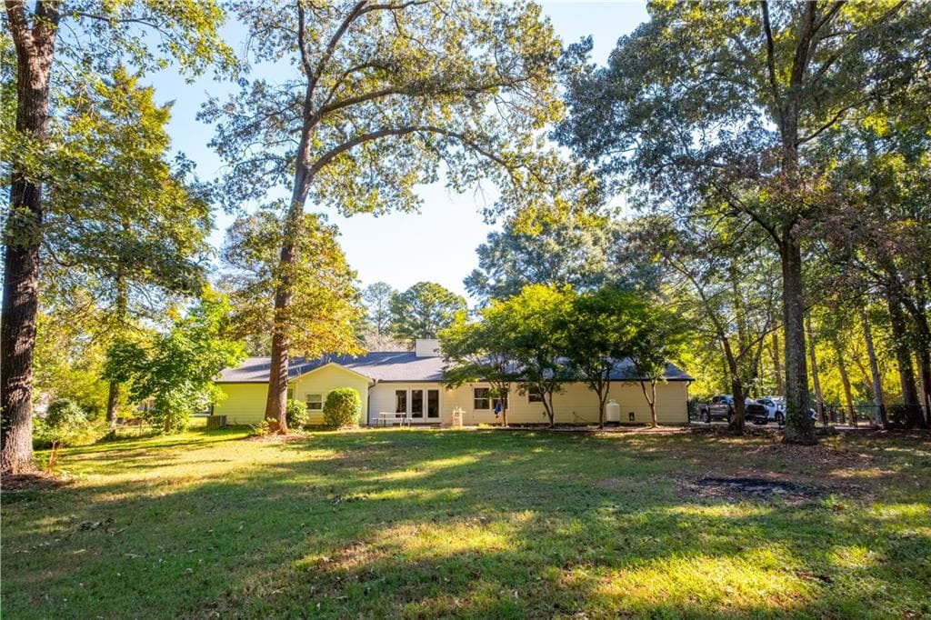 3 bedroom, 2 bathroom, 2,054 sq ft single family residence for sale at 166 Azalea Farms Road, Social Circle, GA 30025 — photo 9