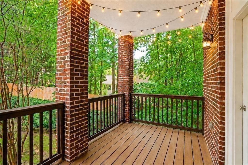 4 bedroom, 4 bathroom, 2,929 sq ft townhouse for sale at 7255 Village Creek Trace, Atlanta, GA 30328 — photo 8