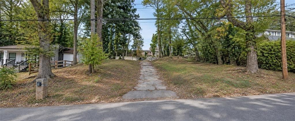 single family residence for sale at 2189 Park Terrace, Atlanta, GA 30337 — photo 2