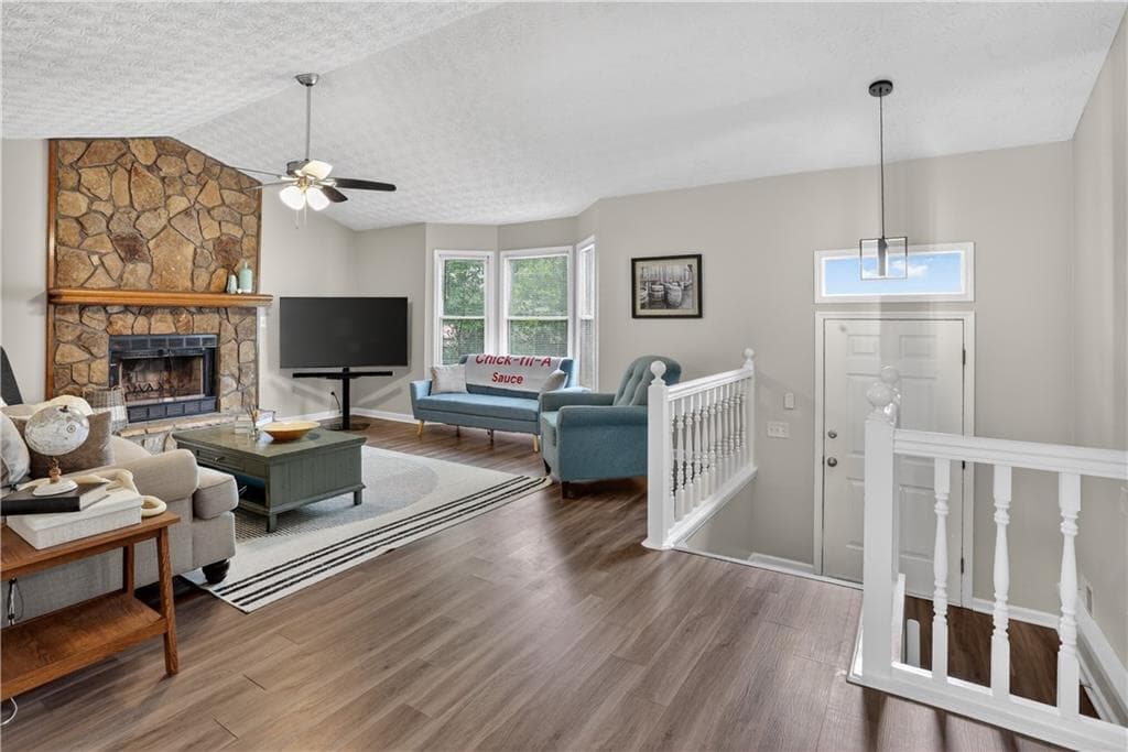 4 bedroom, 2 bathroom, 2,252 sq ft single family residence for sale at 2562 Kennesaw Springs Court, Kennesaw, GA 30144 — photo 8
