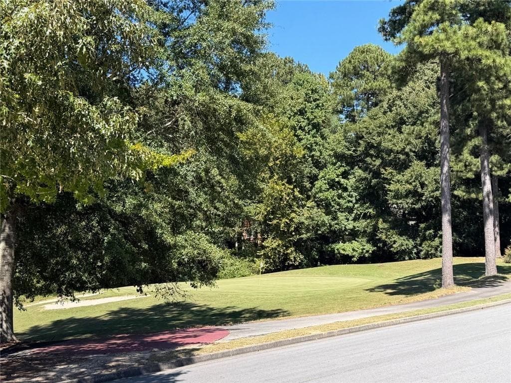 4 bedroom, 4 bathroom, 3,716 sq ft single family residence for sale at 2394 Shoreline Parkway, Villa Rica, GA 30180 — photo 3