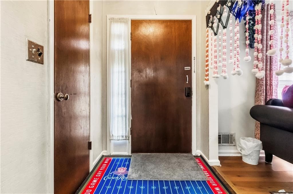 4 bedroom, 3 bathroom, 2,043 sq ft single family residence for sale at 4532 King Lear Drive, Stone Mountain, GA 30083 — photo 5