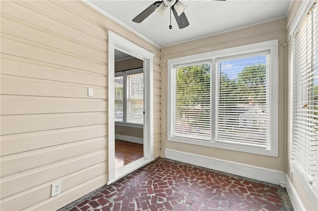 2 bedroom, 1 bathroom, 841 sq ft single family residence for sale at 425 Leonardo Avenue, Atlanta, GA 30307 — photo 8