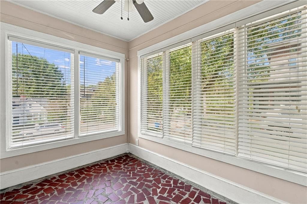 2 bedroom, 1 bathroom, 841 sq ft single family residence for sale at 425 Leonardo Avenue, Atlanta, GA 30307 — photo 9