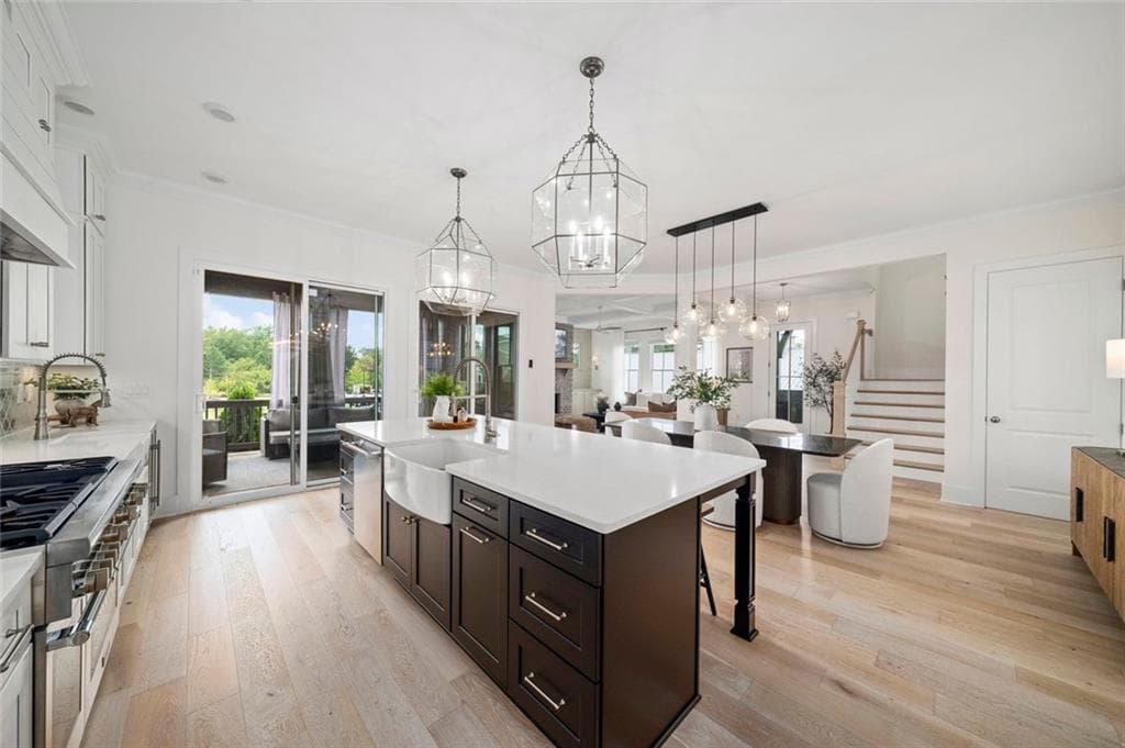 4 bedroom, 4 bathroom, 3,601 sq ft single family residence for sale at 2022 Village Walk, Milton, GA 30004 — photo 10