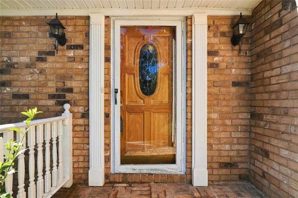 4 bedroom, 3 bathroom, 2,016 sq ft single family residence for sale at 2051 Hemlock Trail, Snellville, GA 30078 — photo 3