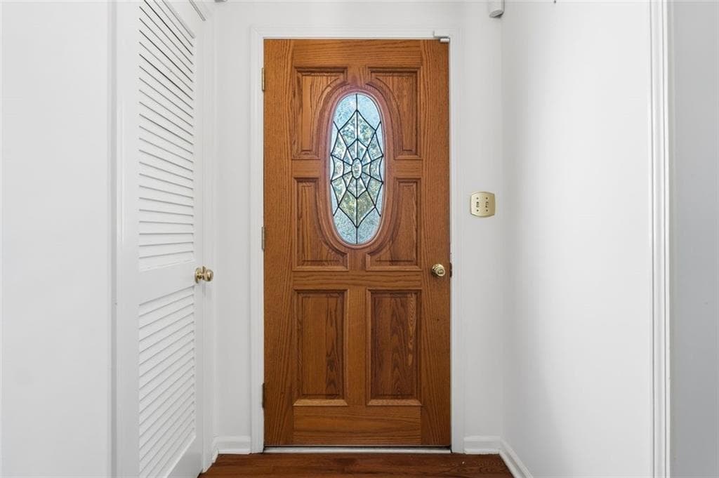 4 bedroom, 3 bathroom, 2,016 sq ft single family residence for sale at 2051 Hemlock Trail, Snellville, GA 30078 — photo 5