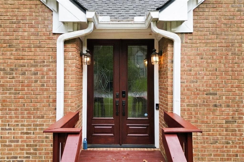 4 bedroom, 3 bathroom, 2,879 sq ft single family residence for sale at 4862 Helga Way, Woodstock, GA 30188 — photo 4