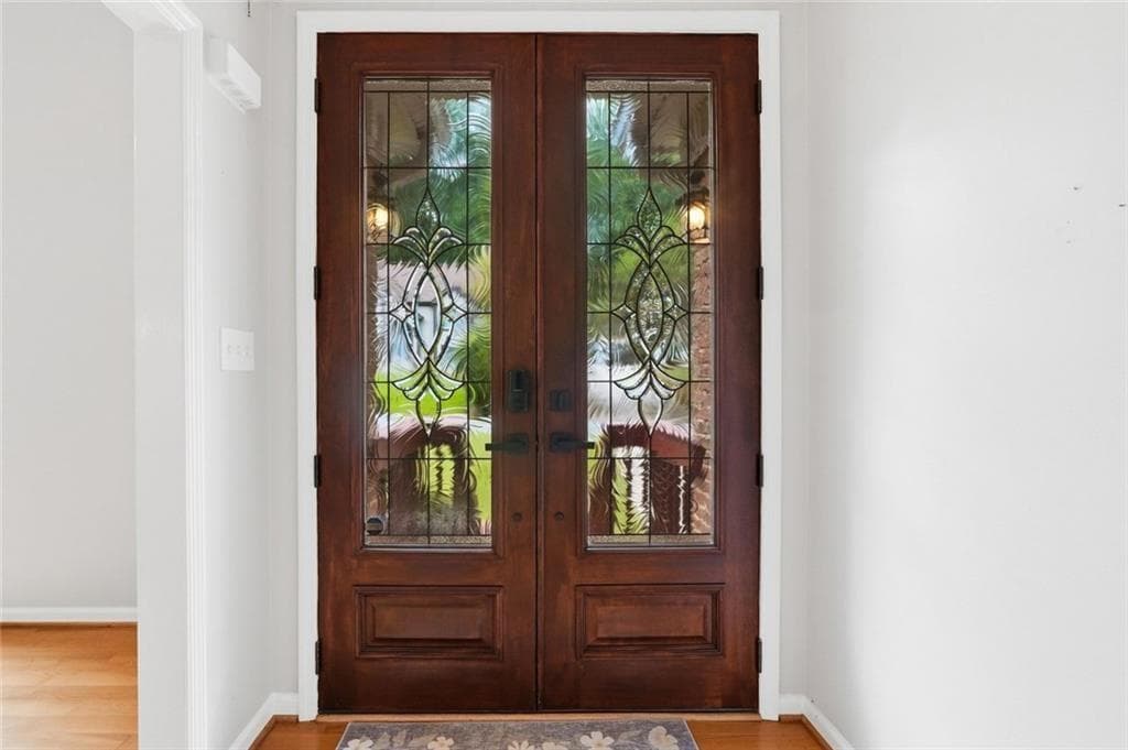 4 bedroom, 3 bathroom, 2,879 sq ft single family residence for sale at 4862 Helga Way, Woodstock, GA 30188 — photo 5