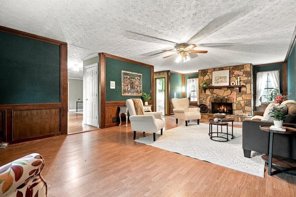 5 bedroom, 3 bathroom, 4,256 sq ft single family residence for sale at 144 Shadow Lake Drive, Lilburn, GA 30047 — photo 8