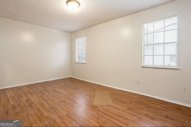 4 bedroom, 2 bathroom, 1,567 sq ft condominium for sale at 602 Pine Tree Trail 602, Atlanta, GA 30349 — photo 4