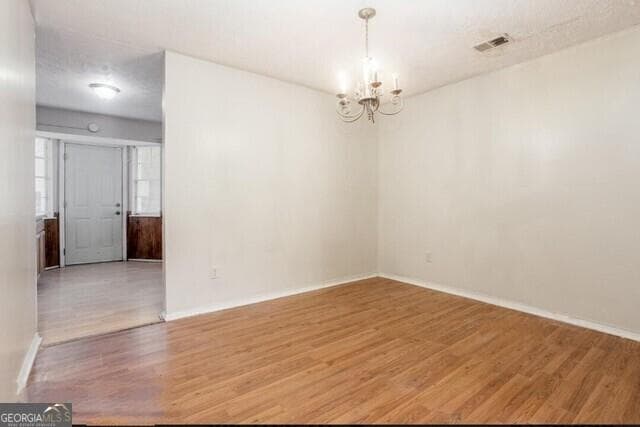 4 bedroom, 2 bathroom, 1,567 sq ft condominium for sale at 602 Pine Tree Trail 602, Atlanta, GA 30349 — photo 8