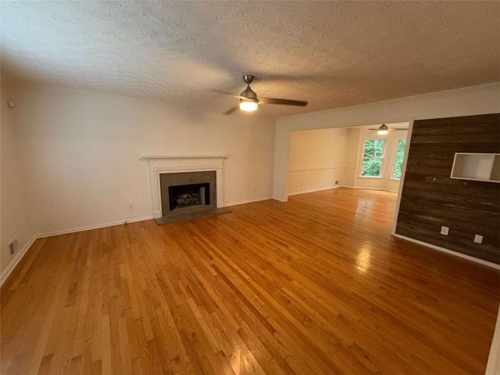 4 bedroom, 3 bathroom, 2,227 sq ft single family residence for rent at 190 Timber Oak Cove, Lawrenceville, GA 30043 for $2,695 a month — photo 2