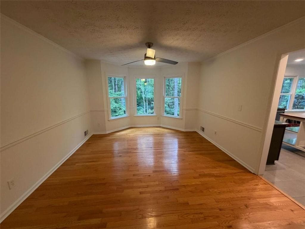 4 bedroom, 3 bathroom, 2,227 sq ft single family residence for rent at 190 Timber Oak Cove, Lawrenceville, GA 30043 for $2,695 a month — photo 5