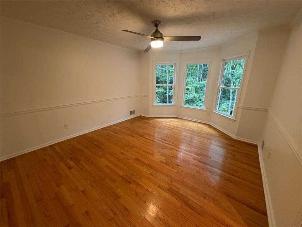4 bedroom, 3 bathroom, 2,227 sq ft single family residence for rent at 190 Timber Oak Cove, Lawrenceville, GA 30043 for $2,695 a month — photo 6