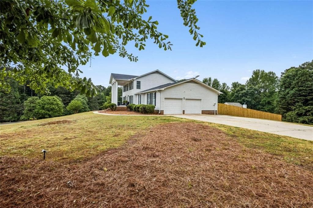 4 bedroom, 4 bathroom, 3,173 sq ft single family residence for sale at 32 Quail Run, Hoschton, GA 30548 — photo 6