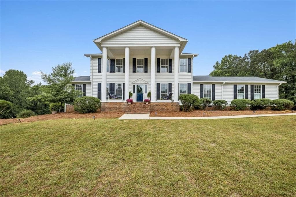 4 bedroom, 4 bathroom, 3,173 sq ft single family residence for sale at 32 Quail Run, Hoschton, GA 30548 — photo 7