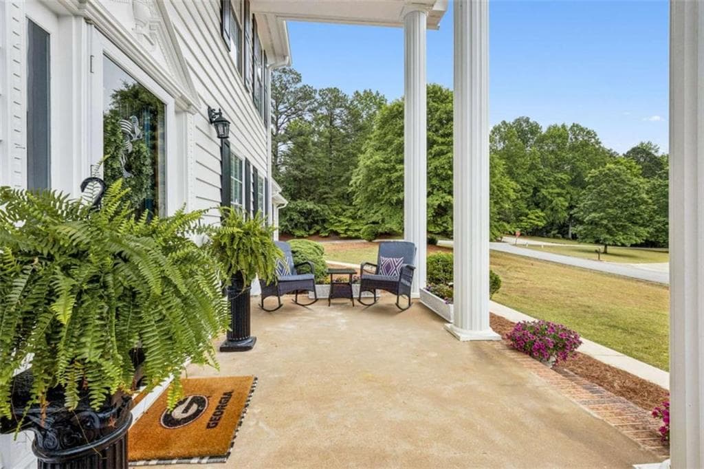 4 bedroom, 4 bathroom, 3,173 sq ft single family residence for sale at 32 Quail Run, Hoschton, GA 30548 — photo 9